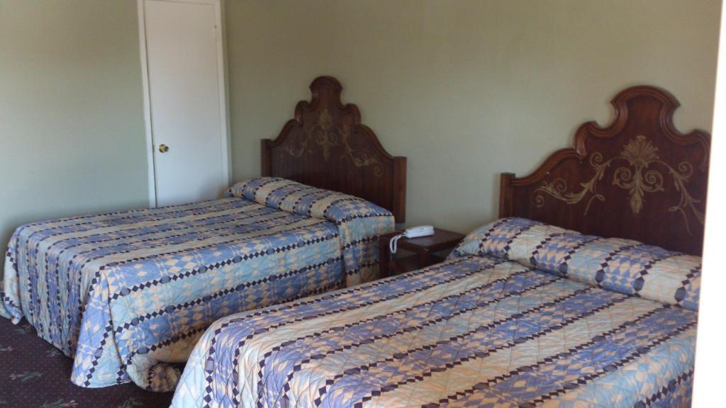 Santa Ana Travel Inn Quarto foto